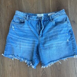 Cotton On RELAXED cutoff distressed denim jean shorts 10